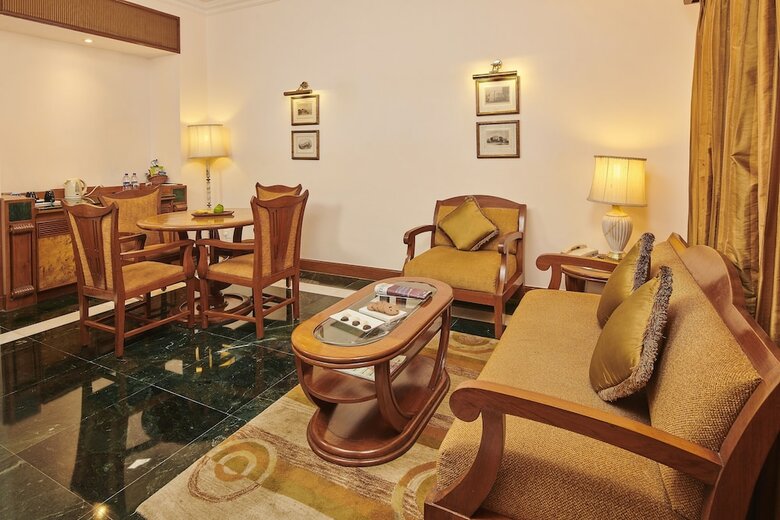 Hotel The Ummed Ahmedabad