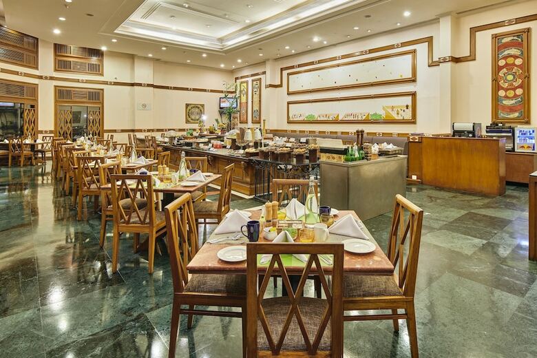 Hotel The Ummed Ahmedabad