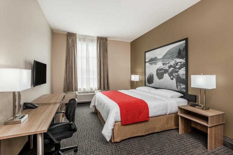 Hotel Super 8 By Wyndham Mont Laurier