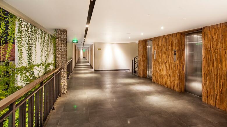 Daun Bali Seminyak Hotel