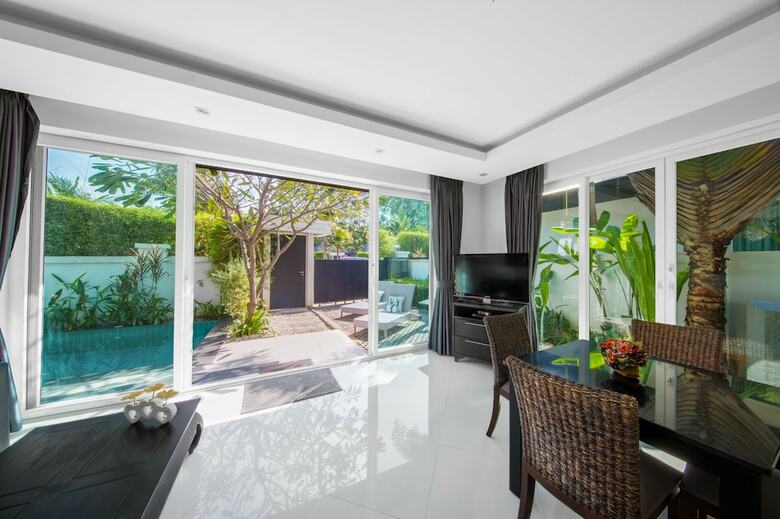 Colibri Pool Villa Pattaya