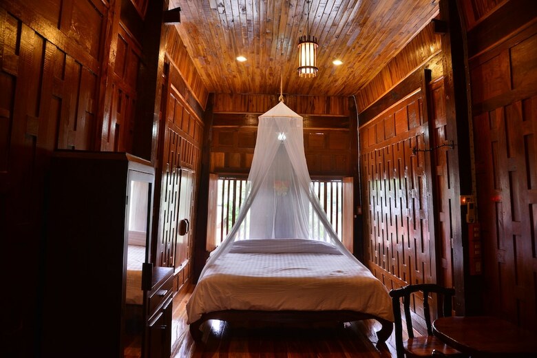 Hotel Athithara Homestay