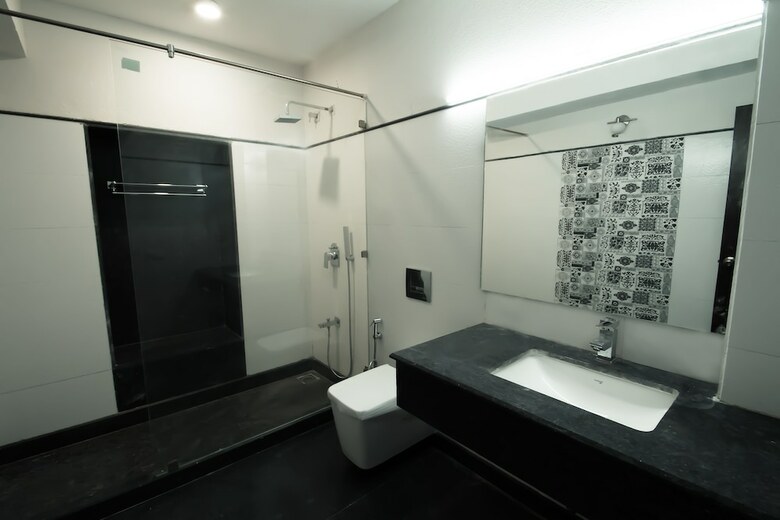 One Earth Royale Boutique Hotel