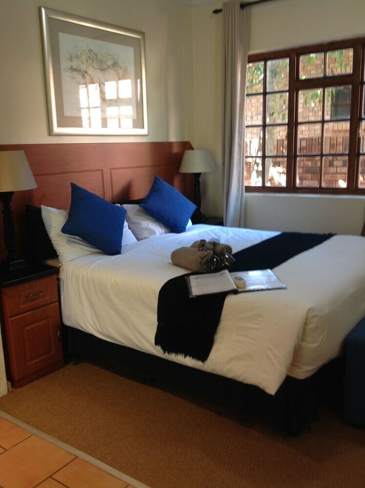 Hotel Rhino Coast Guest House