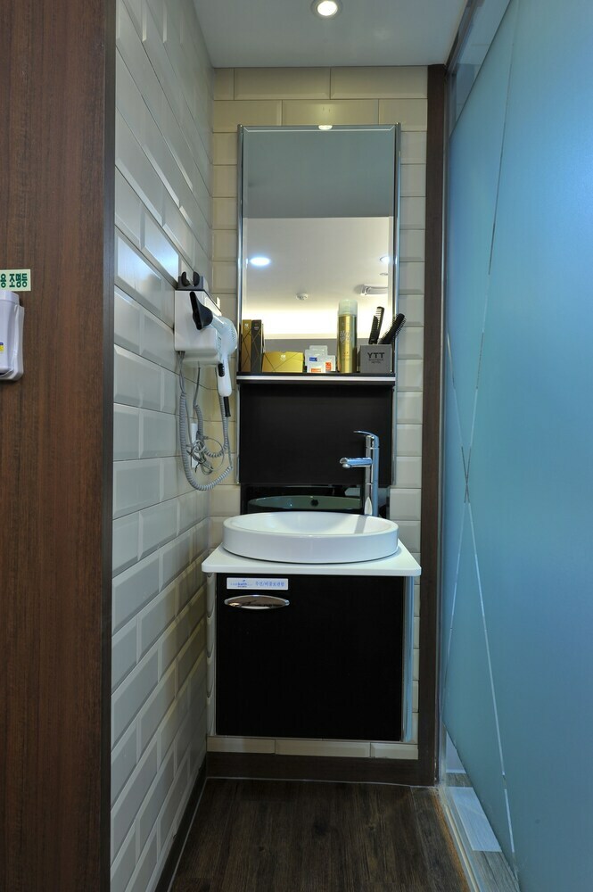 Hotel The Grang Nampo (Fromerly Ytt)