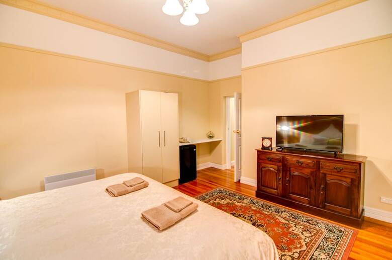 Hotel Ashcroft Apartments