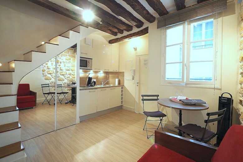Apartamento Louvre Parisian Chicsuites