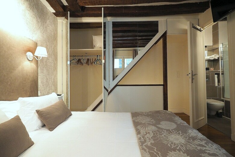 Apartamento Louvre Parisian Chicsuites