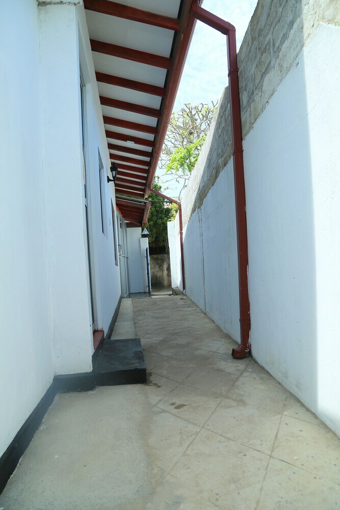 Hotel Dinsara Pearl Villa