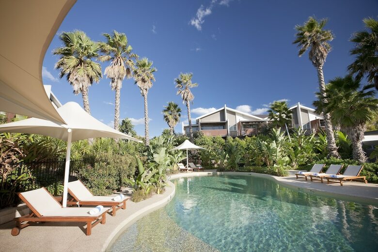 Villa Pullman Magenta Shores Resort