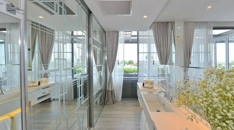 Hotel Riva Arun Bangkok