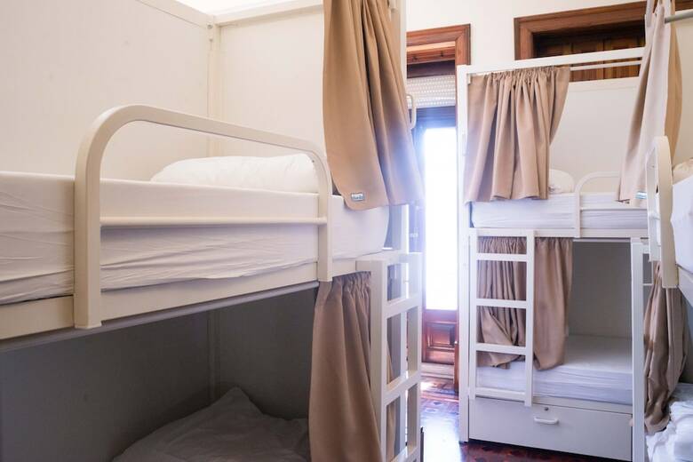 Hostal Sant Jordi Hostel Lisbon