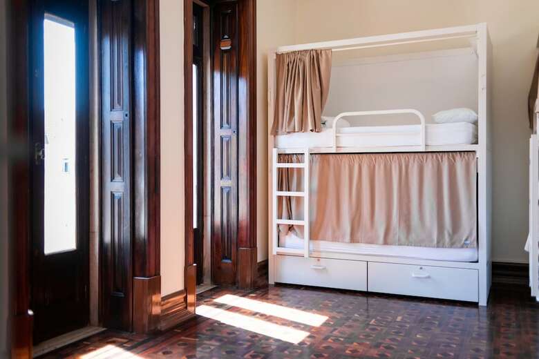 Hostal Sant Jordi Hostel Lisbon