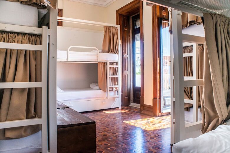 Hostal Sant Jordi Hostel Lisbon