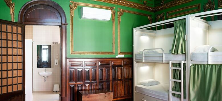 Hostal Sant Jordi Hostel Lisbon