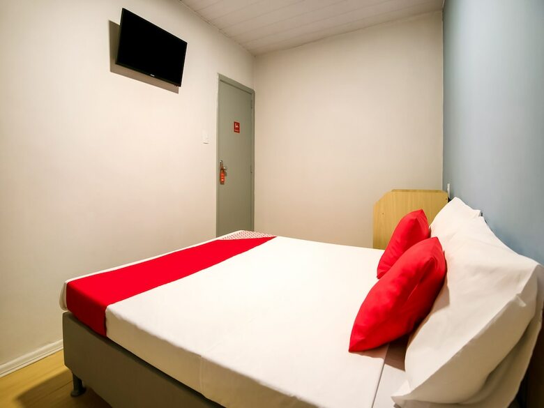 Hotel Oyo Girassol Carioca
