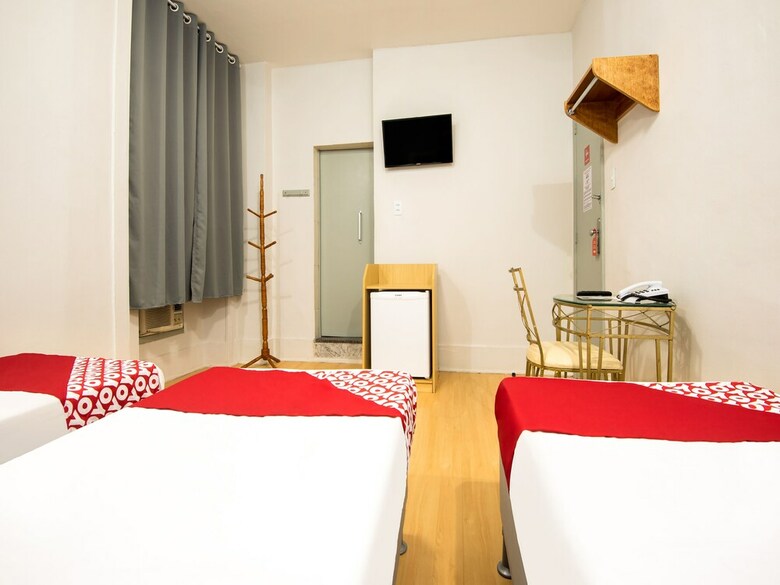 Hotel Oyo Girassol Carioca