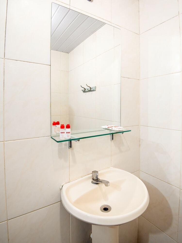 Hotel Oyo Girassol Carioca