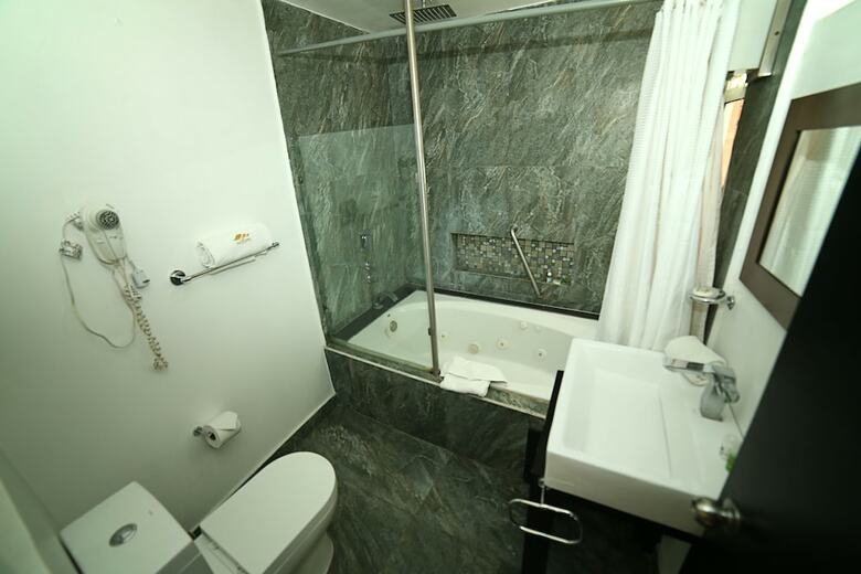 Bed & Breakfast Casa Anzures Suites