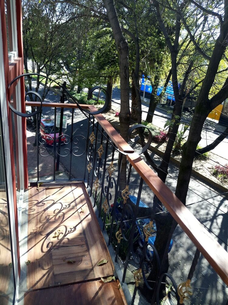 Bed & Breakfast Casa Anzures Suites