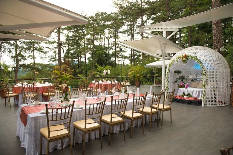 Hotel Grand Sierra Pines Baguio