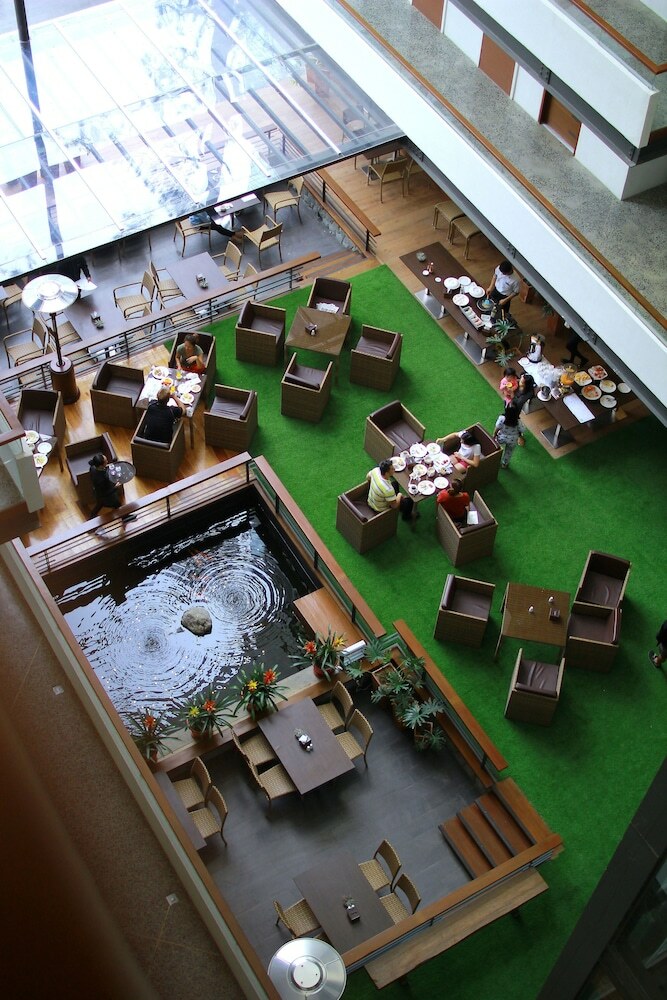 Hotel Grand Sierra Pines Baguio