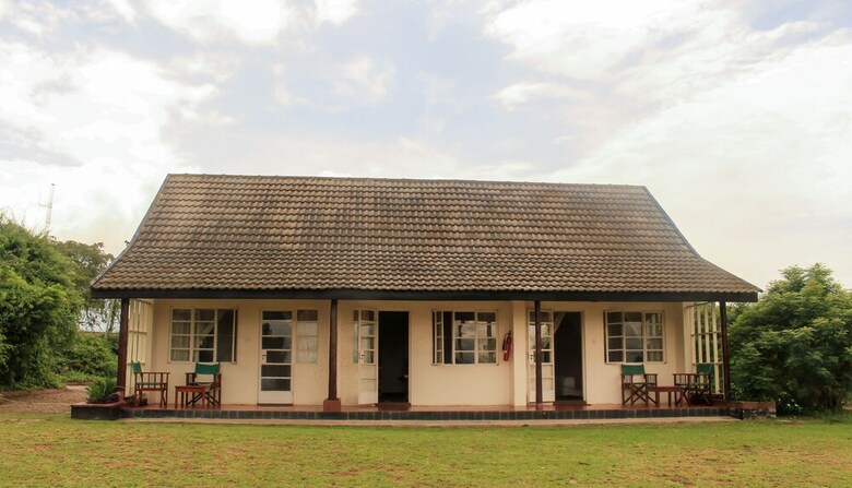 Posada Mweya Safari Lodge