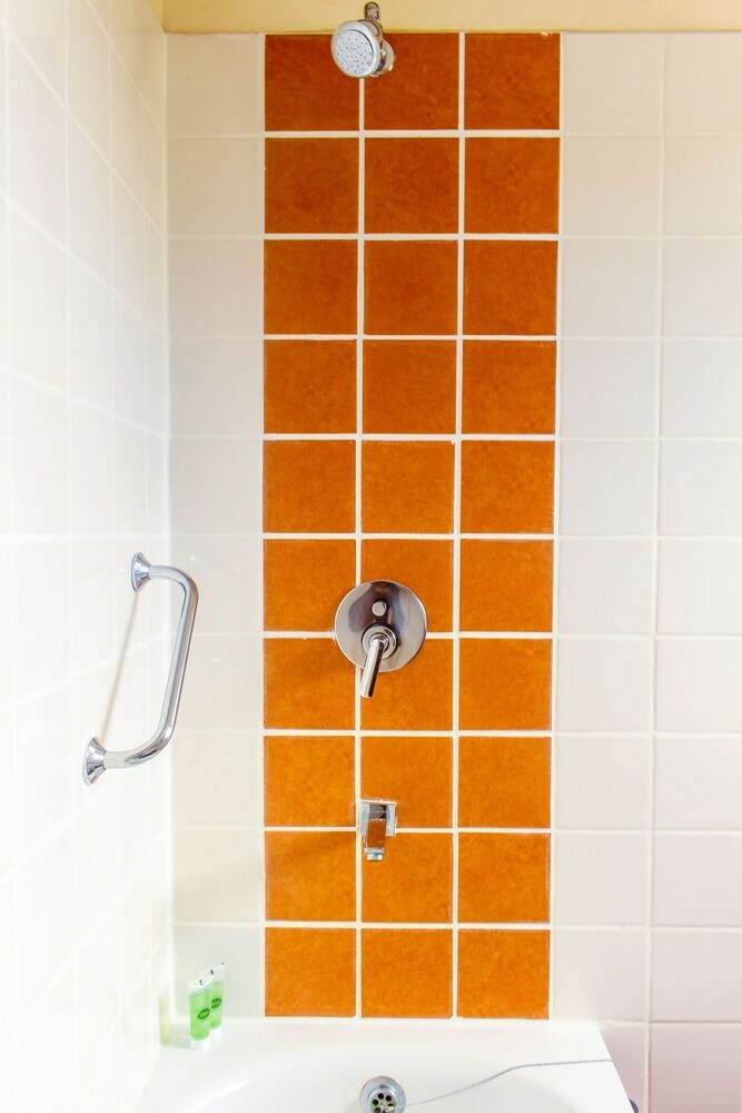 Posada Mweya Safari Lodge