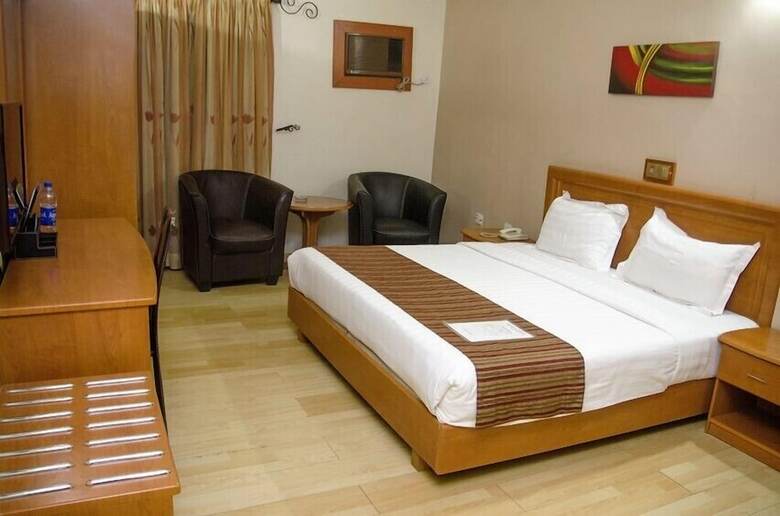 Hotel Rosebud