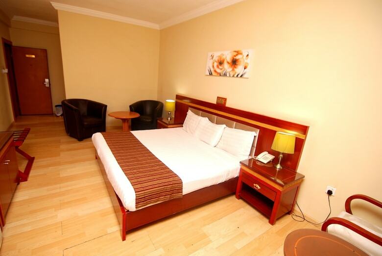 Hotel Rosebud