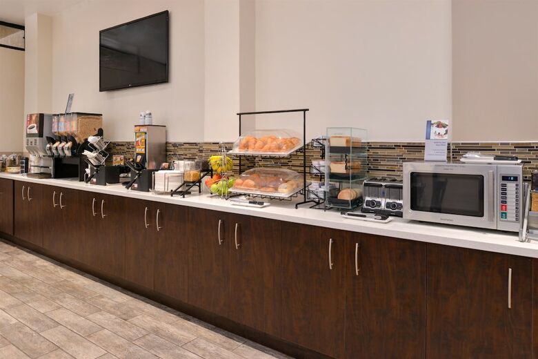 Best Western Airpark Hotel
