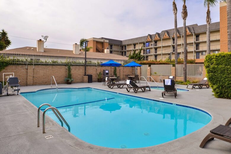 Best Western Airpark Hotel