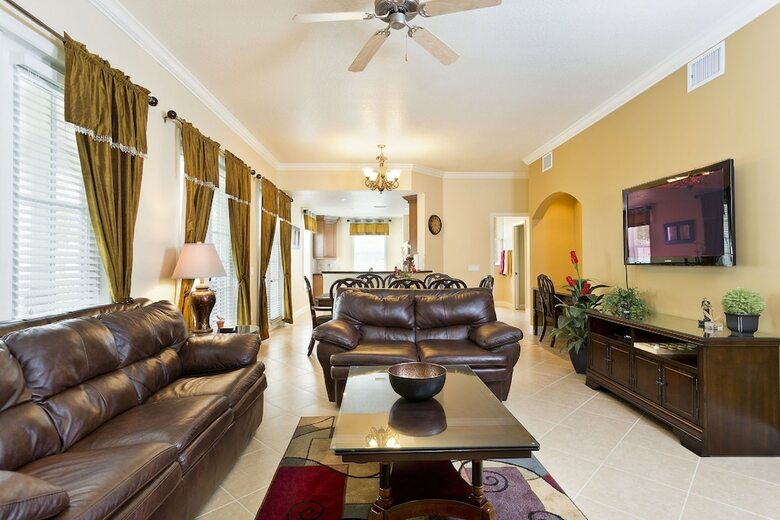 Reunion Resort By Intteli Fun Rentals
