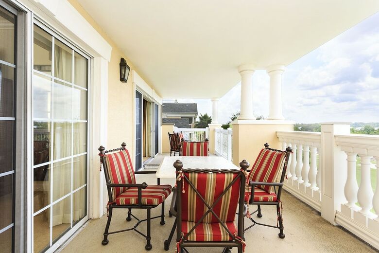 Reunion Resort By Intteli Fun Rentals