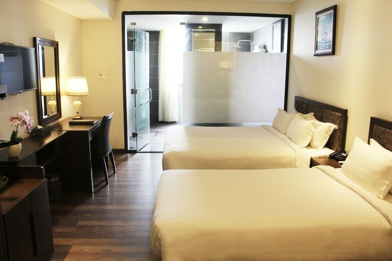 Danaciti Hotel