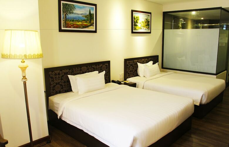 Danaciti Hotel
