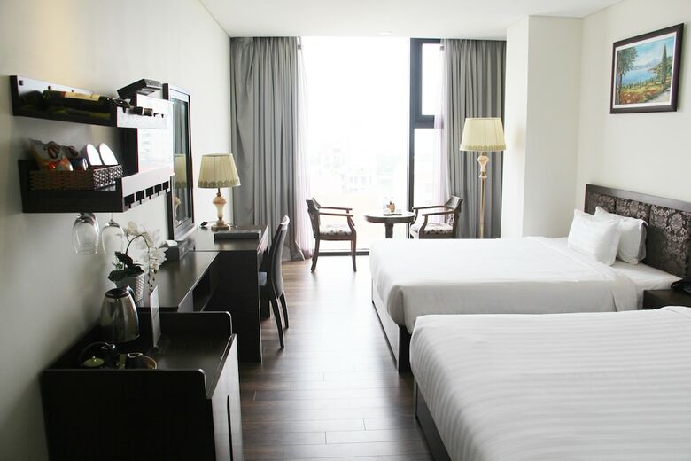 Danaciti Hotel