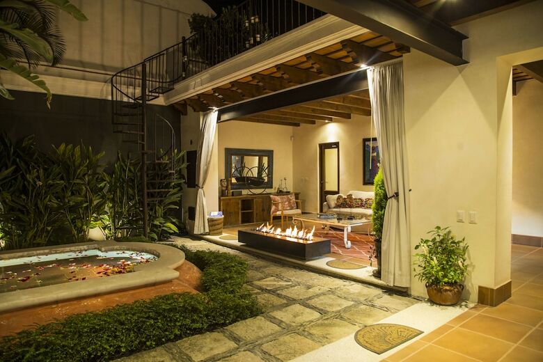 Bed & Breakfast Serendipity Boutique Hotel