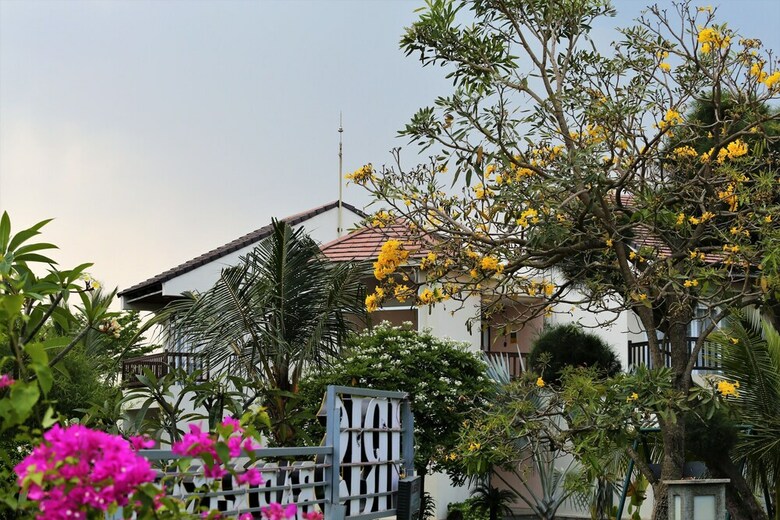 Hotel Bao Ninh Beach Resort