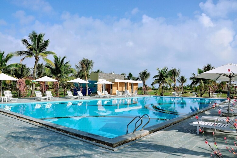 Hotel Bao Ninh Beach Resort