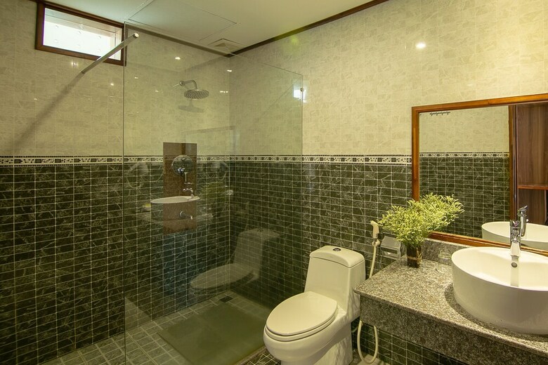 Hotel Bao Ninh Beach Resort