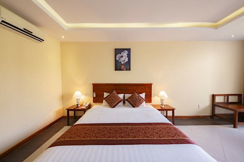Hotel Bao Ninh Beach Resort