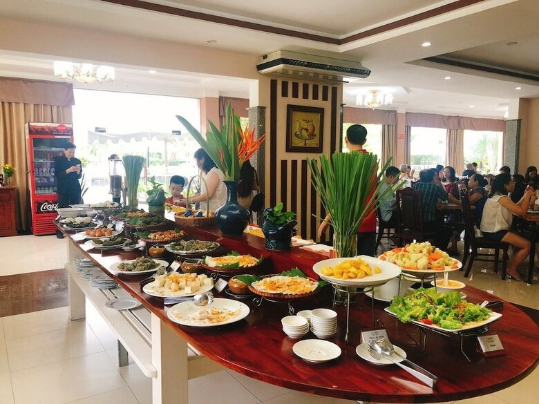 Hotel Bao Ninh Beach Resort