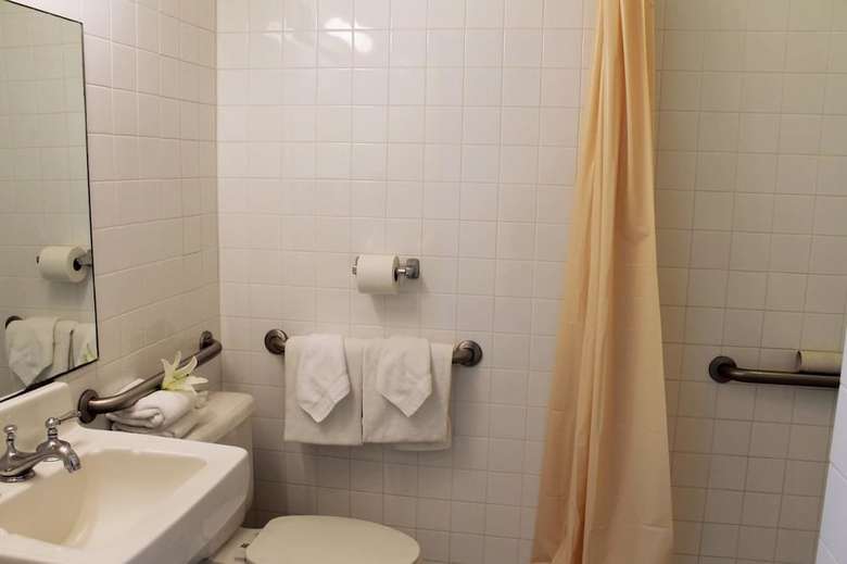 Lahaina Shores Condo 701 - 1 Br Condo