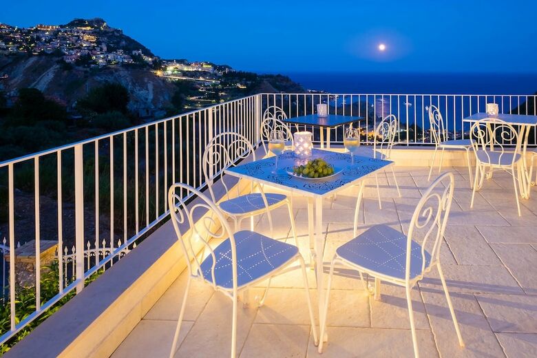 Hotel Sciccosa Guest House