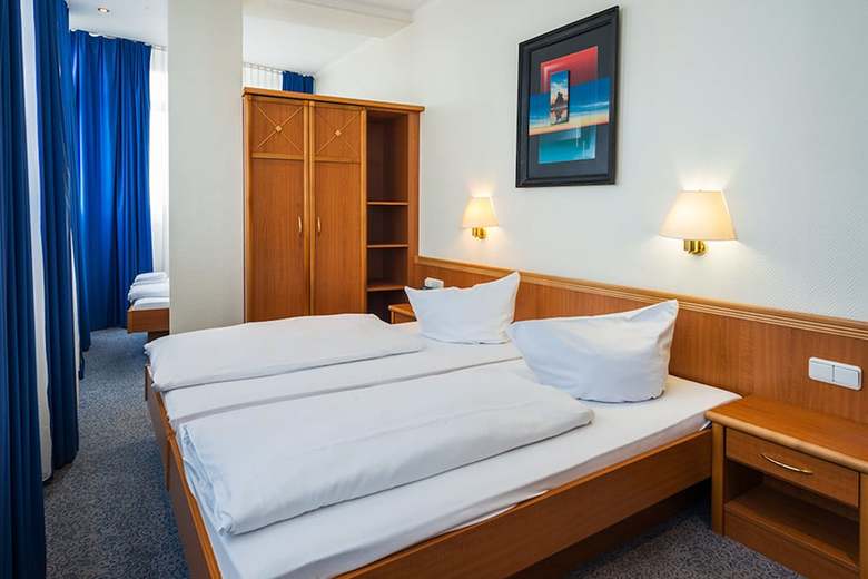 Hotel Panorama Am Adenauerplatz