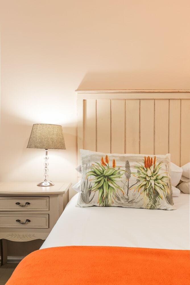 Bed & Breakfast Caledon23 Country House