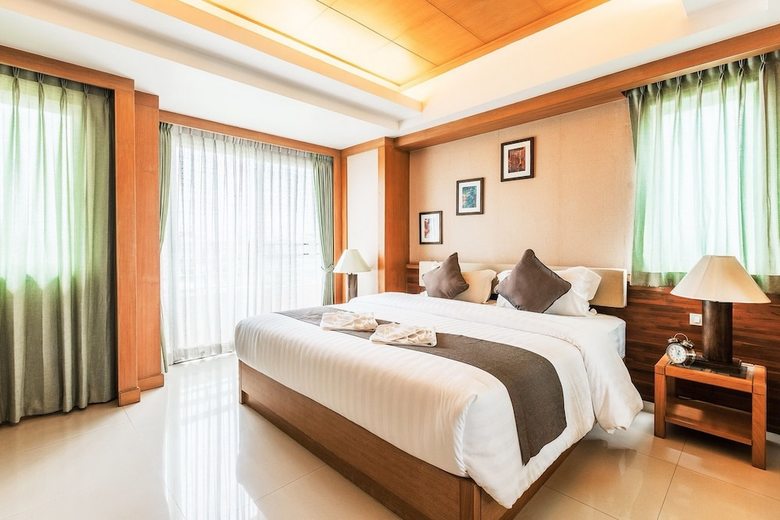 Hotel Green Mansion & Service Apartment