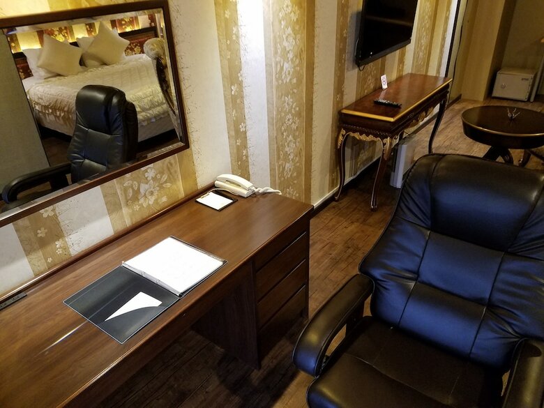 Yufuin Besso Shikisai Hotel