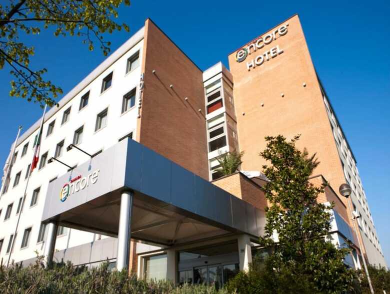 Hotel Ramada Encore By Wyndham Bologna